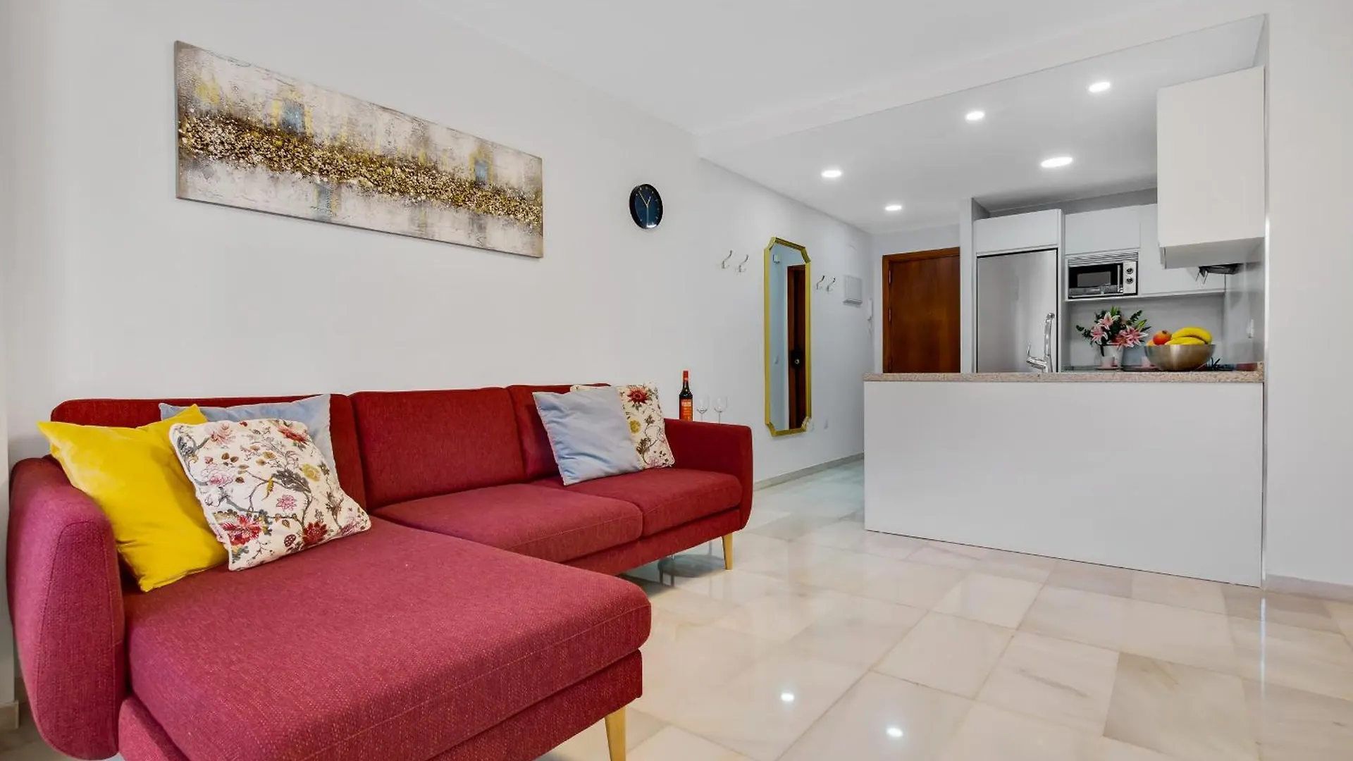 The Charming Oasis! 2 Bedrooms - By Hellodomik Benalmádena Apartament